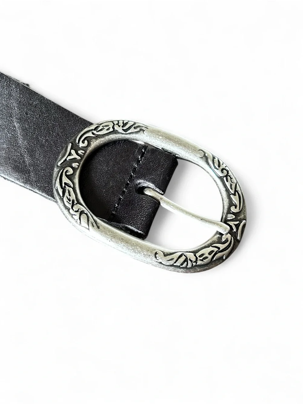 Vintage Lucky Brand Black Leather Belt Silver Oval Buckle 90s Boho Western M/L